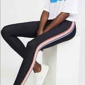 Spiritual Gangster Black/Rainbow Stripe leggings